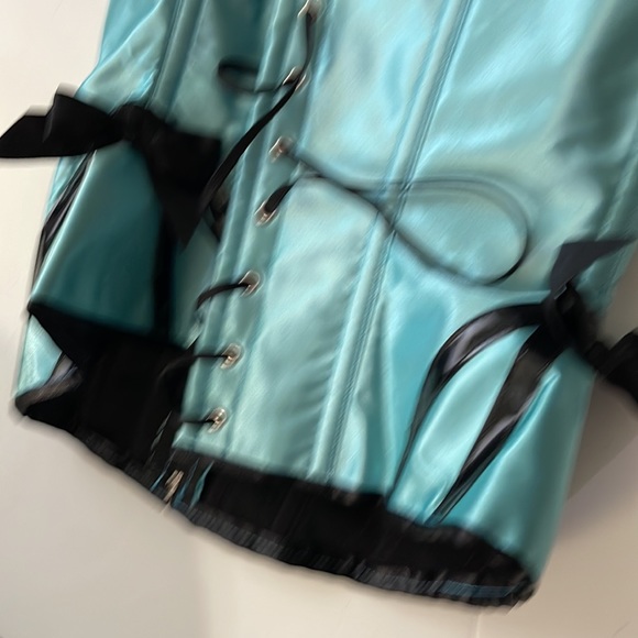 NWT Leg Avenue Betty Corset. Style 86335 - Picture 5 of 6